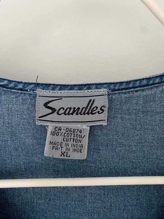 Embroidered Denim Button-Front Top - Picture 4 of 4